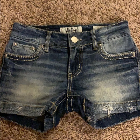 Daytrip Jean Shorts size 24 - Picture 2 of 2
